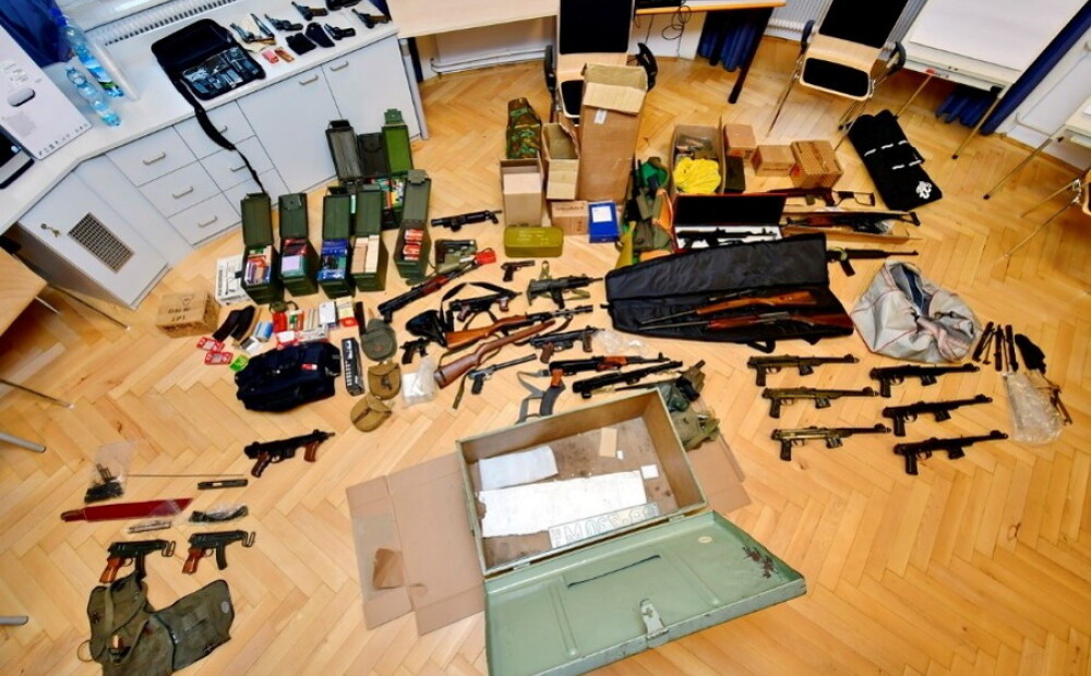 Austrijas policija konfiscējusi Vācijas ultralabējiem paredzētus ieročus