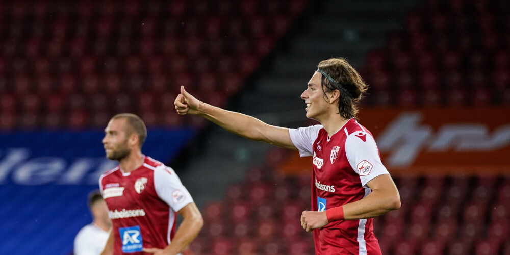 Latvijas futbola izlases uzbrucējs Roberts Uldriķis pilnu maču nospēlējis otro reizi pēc kārtas.