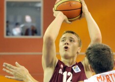 Latvijas basketbolists Artūrs Strautiņš.