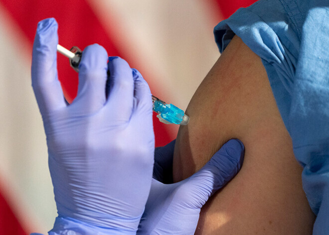 Vācija mudina ES pasteigties ar vakcīnas apstiprināšanu