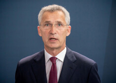 Pagājušajā mēnesī NATO ģenerālsekretārs Jenss Stoltenbergs (attēlā) brīdināja, ka atteikšanās no atturēšanas līdzekļiem bez garantijām, ka citi darīs tāpat, ir bīstama izvēle.