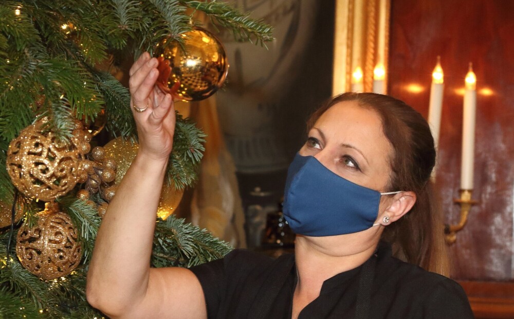 PVO mudina eiropiešus, svinot gadumijas svētkus ģimenes lokā, lietot sejas maskas