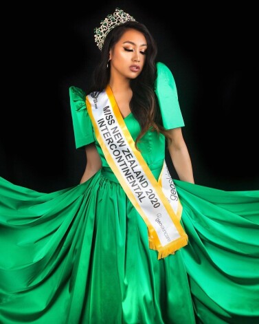 В этом году мучения Ариэлль были вознаграждены — она получила титул «Мисс Новая Зеландия Intercontinental» Дочь Анджелины Джоли и Брэда Питта не отличить от мальчика!