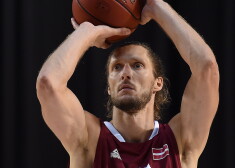 Basketbolists Kaspars Bērziņš.