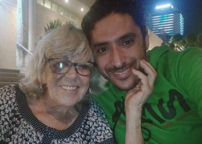 Вышедшая замуж за молодого араба старушка помирилась с сыновьями