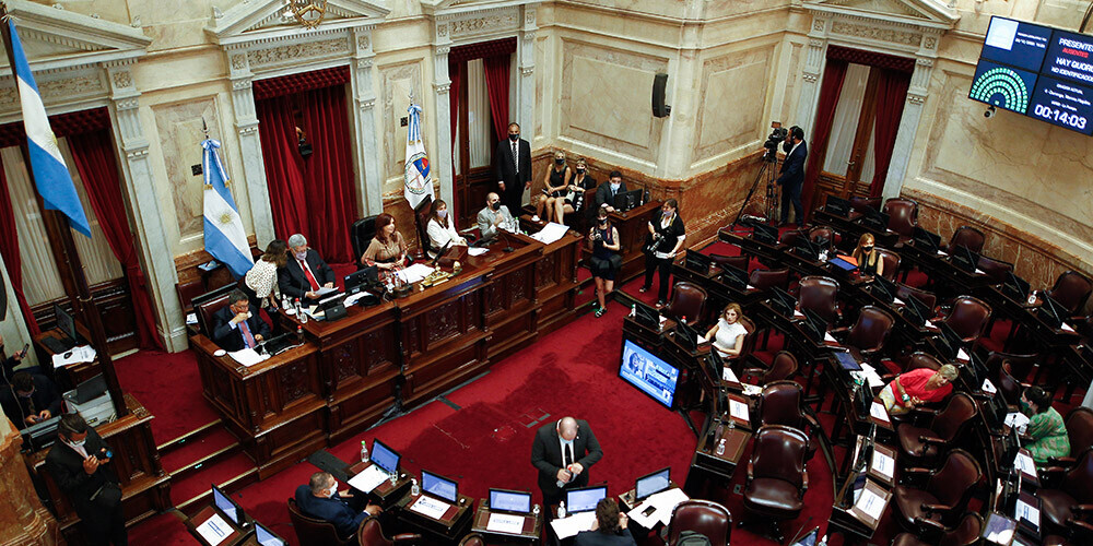 Argentīnas Senāts apstiprina abortu legalizācijas likumu, pret kuru iebildis Pāvests
