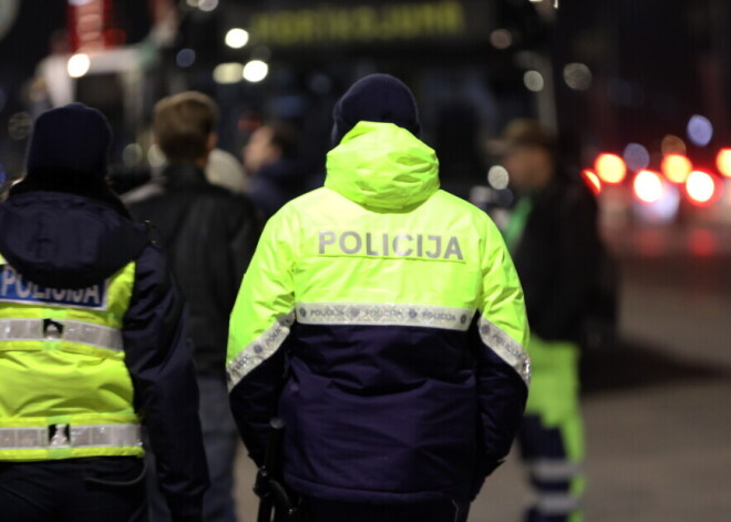 Контролировать комендантский час будут более 2000 полицейских, пограничников и земессаргов