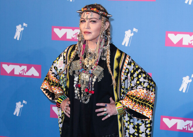 Madonna, Īlons Masks, Džastins Bībers un citas zvaigznes, kas pērn neizmantoja lielisku iespēju paklusēt