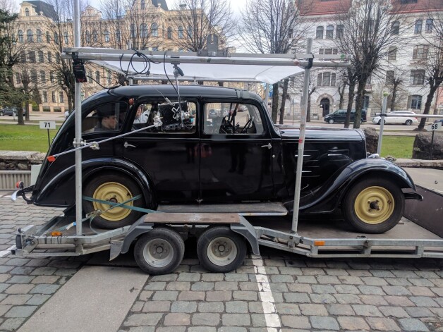 Linarda "Peugeot" "Homo Novus" filmēšanas laikā.