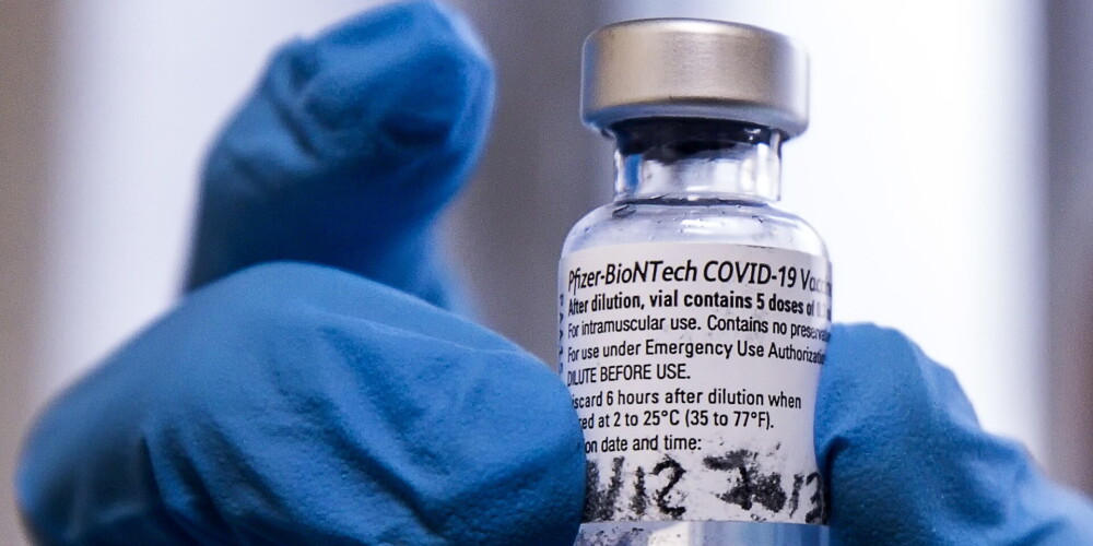 Pasaules Veselības organizācija apstiprinājusi "Pfizer/BioNTech" vakcīnu pret Covid-19