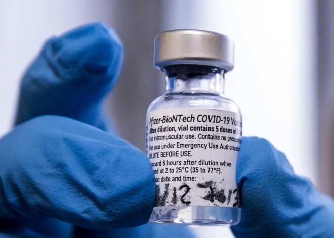 ВОЗ одобрила применение вакцины BioNTech и Pfizer
