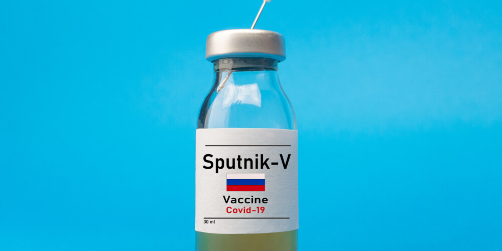 Будет ли в Латвии считаться привитым человек после непризнанной в ЕС вакцины?