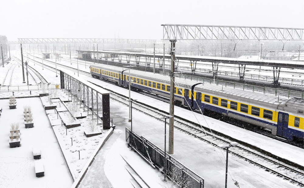 Vairākos Rīga-Carnikava vilcienos gadumijā braucis Covid-19 sasirgušais; SPKC vēršas pie pasažieriem