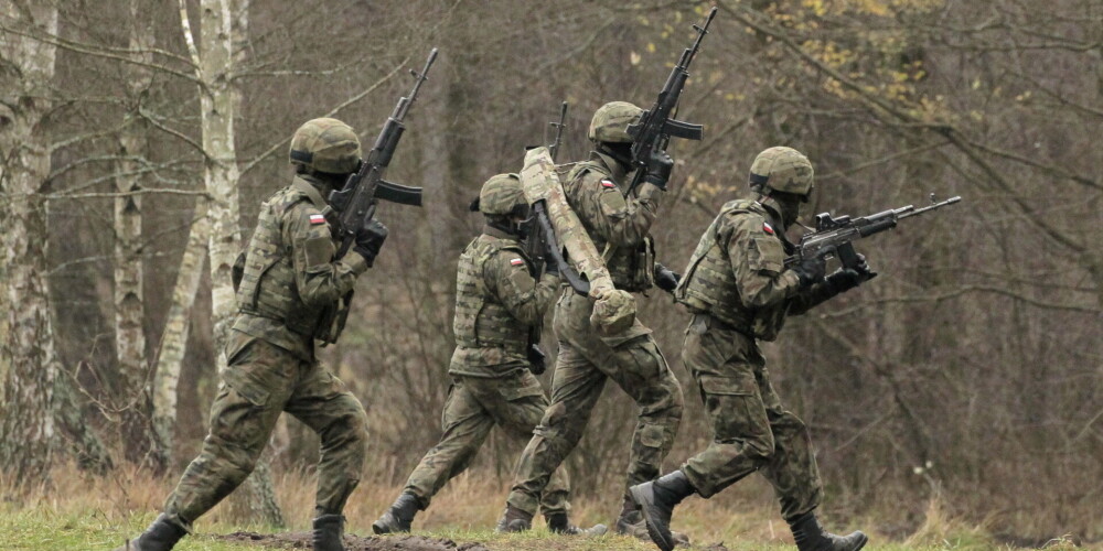 Ar Covid-19 inficējušies Latvijā izvietotās NATO kaujas grupas karavīri