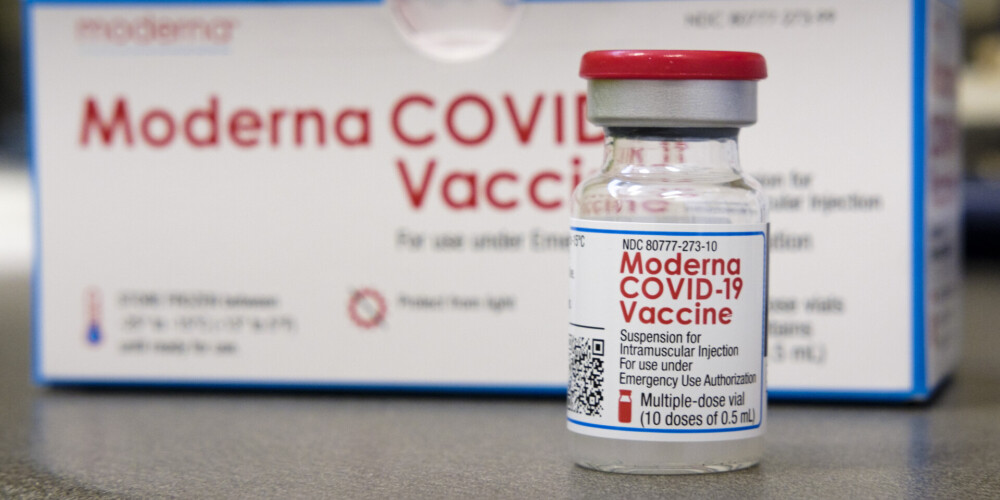 Eiropas Zāļu aģentūra apstiprina izmantošanai "Moderna" vakcīnu