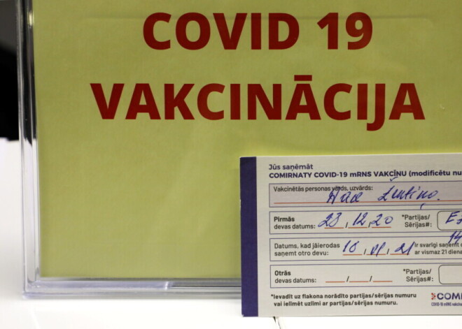 Вакцинация медиков от Covid-19 далее будет обеспечена и в остальных больницах Латвии