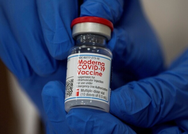 Еврокомиссия одобрила вакцину Moderna для использования в ЕС