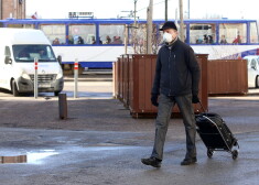 Par līpīgāku jauno Covid-19 izraisošā vīrusa variantu varētu būt padarījusi viena, specifiska mutācija.