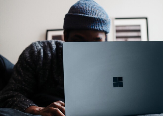 Женщина узнала о карьере мужа в секс-индустрии спустя 15 лет брака