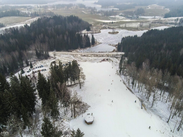 Latvijas augstākais kalns - Gaiziņš lepojas savā ziemas rotā.