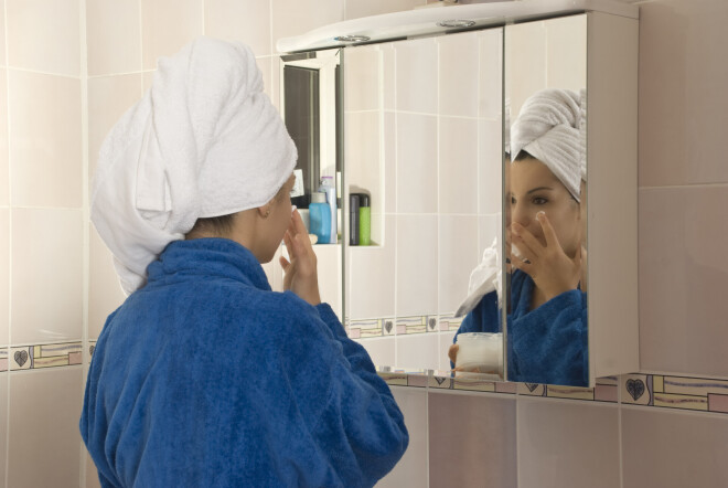 Nu jau par klasiku kļuvušais alibērs jeb spoguļskapītis – sākumā Francijā, pēc tam visā Eiropā – izraisīja revolūciju vannasistabu iekārtojumā.