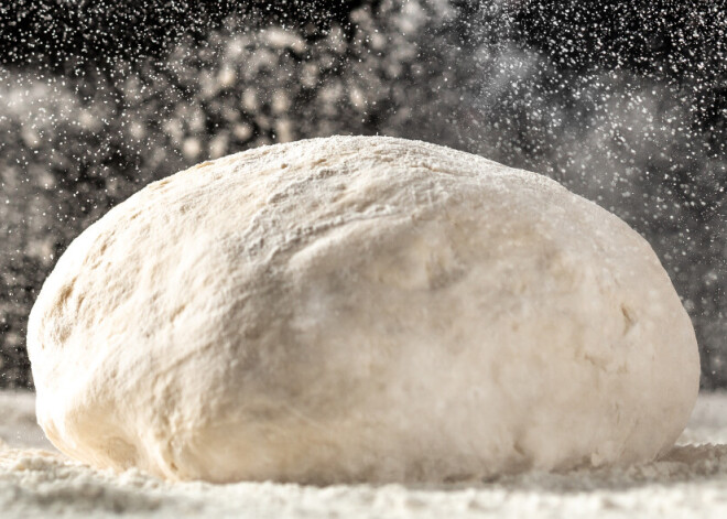 Kas jāņem vērā, darbojoties ar rauga mīklu? Rauga mīklas pamatrecepte