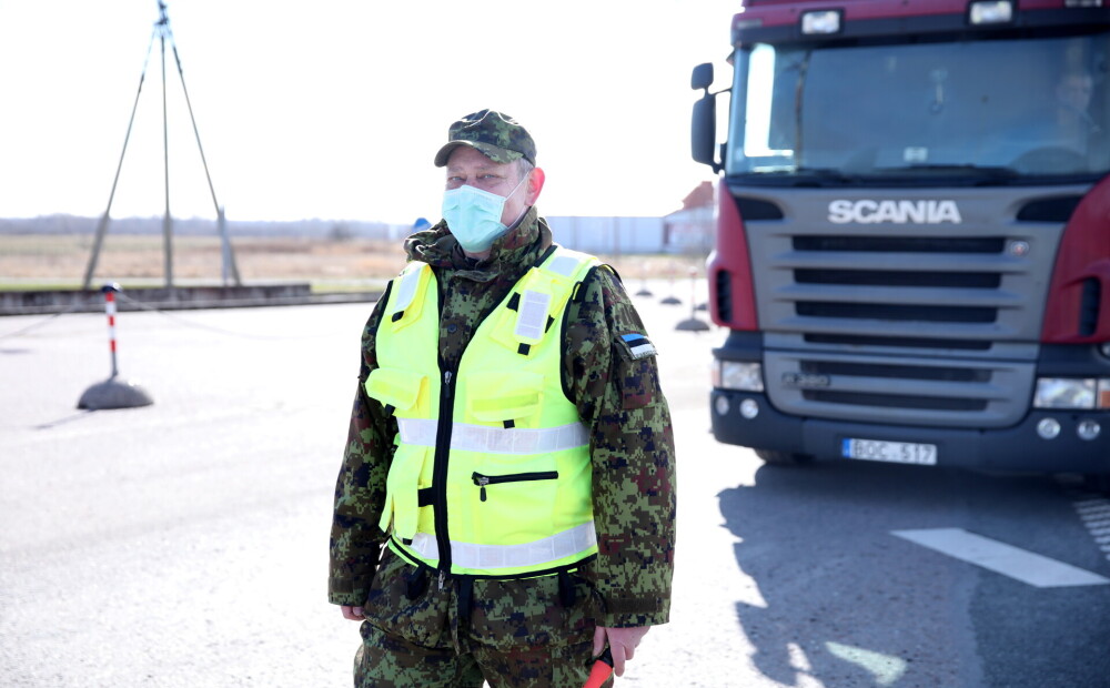 Lai iekļūtu Latvijā, robežu šķērsotāji no piektdienas varētu ķerties pie krimināli sodāmām darbībām, bažījas IeM