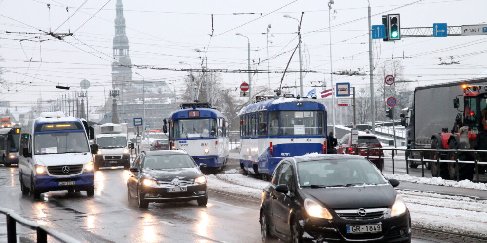 Rīgas sabiedriskajā transportā notiks būtiskas izmaiņas sarakstos