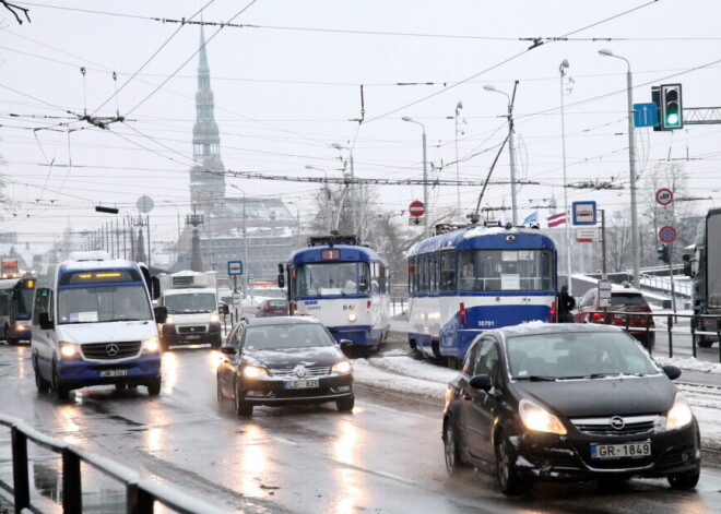 В Риге будет уменьшено количество рейсов общественного транспорта, временно не будут ходить некоторые маршрутки