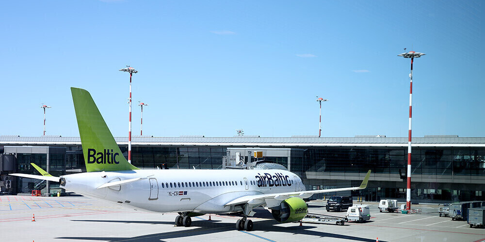 При положительном тесте на Covid-19 пассажиры аirBaltic смогут поменять билеты