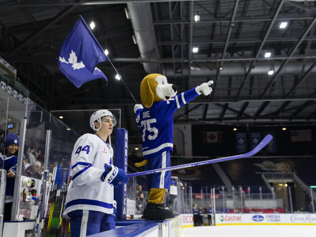 Interesanti, ka Kristiāna Rubīna treniņu halle Toronto atrodas blakus NHL Slavas zālei. Viņš hokeja svētvietu jau paguvis apmeklēt.