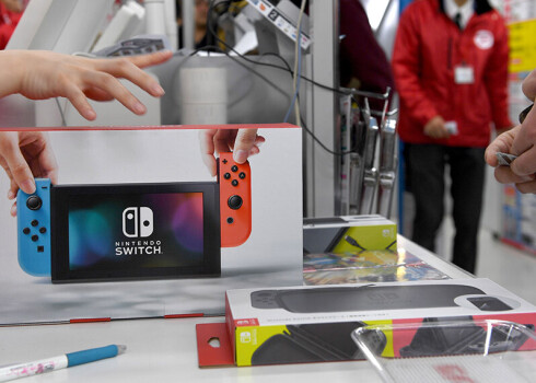 Vispārdotākā videospēļu konsolē pērn bijusi "Nintendo Switch".