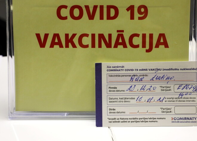 В новом бюро вакцинации Латвии за 4900 евро захотел работать 461 человек