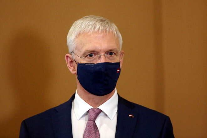 Kariņš apliecināja, ka Latvija ir gatava rīkot pasaules čempionātu hokejā tādā apmērā, kādā tas bija plānots iepriekš, un tam valsts budžetā finansējuma pietiek.