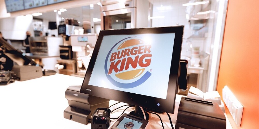 Rīgā atklāts otrais "Burger King" restorāns