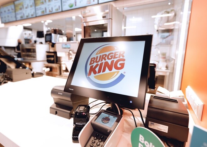 Rīgā atklāts otrais "Burger King" restorāns