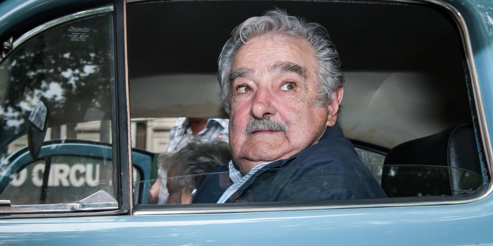 Apbrīnojamā Urugvajas valsts līdera "nabadzība". 21. gadsimta vispieticīgākais jeb trūcīgākais prezidents pasaulē