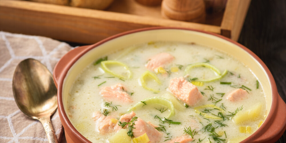 Zivju zupa ar puravu un rīsiem