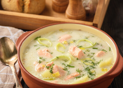 Zivju zupa ar puravu un rīsiem