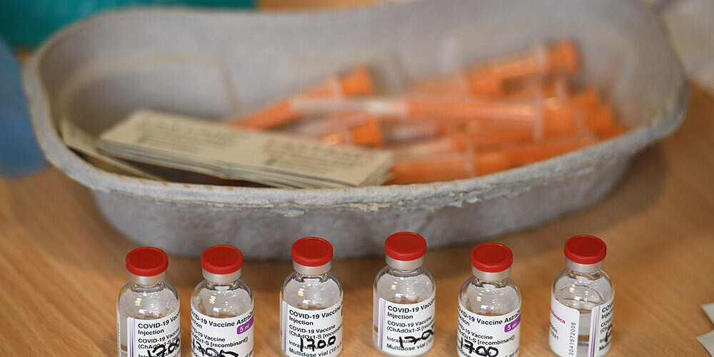Baltijas valstu premjeri mudina nodrošināt "AstraZeneca" ražoto Covid-19 vakcīnu piegādes pirms tās reģistrācijas