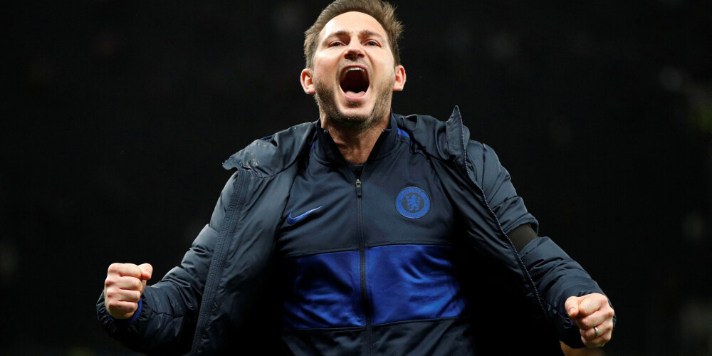 Frenks Džeimss Lempards (Frank James Lampard; dzimis 1978. gada 20. jūnijā) ir angļu futbola treneris un bijušais futbolists, spēlēja pussarga pozīcijā. Karjeru sāka West Ham United. 2001. gadā pievienojās Chelsea, kur aizvadīja lielāko karjeras daļu. Kopā ar Chelsea Lempards trīsreiz ir izcīnījis Anglijas čempiona titulu, četras reizes kļuvis par FA kausa ieguvēju un izcīnījis divus Līgas kausus. 2011.—2012. gada sezonā kļuva par UEFA Čempionu līgas uzvarētāju. 2013. gadā uzvarēja UEFA Eiropas līgā. 2014. gadā pievienojās Manchester City, kur aizvadīja vienu sezonu. Karjeru noslēdza MLS klubā New York City. Lempards ir spēlējis Anglijas izlasē 2006., 2010. un 2014. gada FIFA Pasaules kausā, kā arī 2004. gada Eiropas čempionātā. Kopā izlases rindās aizvadījis 106 spēles un guvis 29 vārtus. Pēc spēlētāja karjeras beigām kļuva par treneri. 2018.—2019. gada sezonā vadīja Championship klubu Derby County. 2019. gada jūlijā tika iecelts par Premjerlīgas kluba Chelsea galveno treneri. Lemparda tēvs, arī Frenks Lempards, savulaik pats nodarbojās ar futbolu un West Ham United sastāvā izcīnīja FA Kausu, kā arī piedalījās 2 spēlēs Anglijas valstsvienības sastāvā.