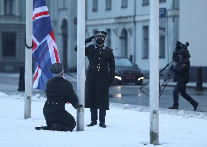 FOTO: aprit 100 gadi kopš Latvijas starptautiskās atzīšanas "de iure"