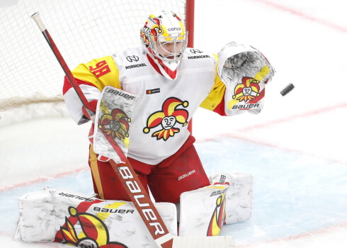 Kalniņam 21 atvairīts metiens "Jokerit" sagrāvē savā laukumā