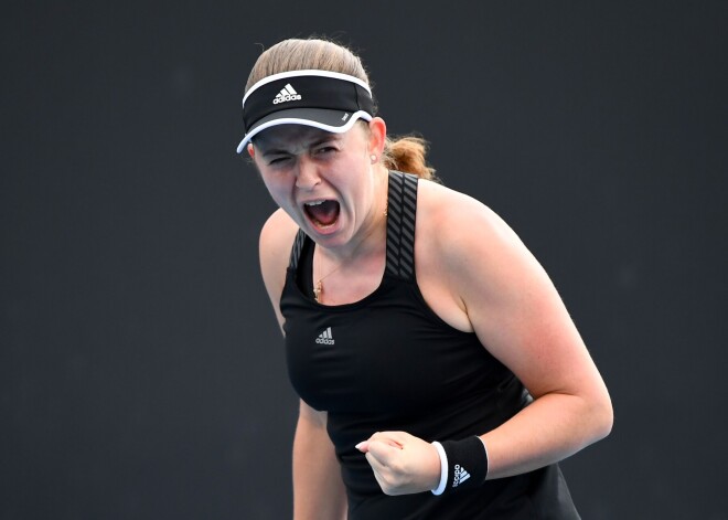 Ostapenko sasniedz "Gippsland Trophy WTA 500" turnīra astotdaļfinālu