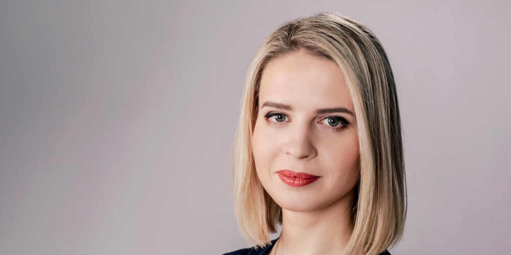 Ilggadējās moderatores Sandras Zviedres vietā LTV Dienas ziņas vadīs žurnāliste Ilze Vēbere