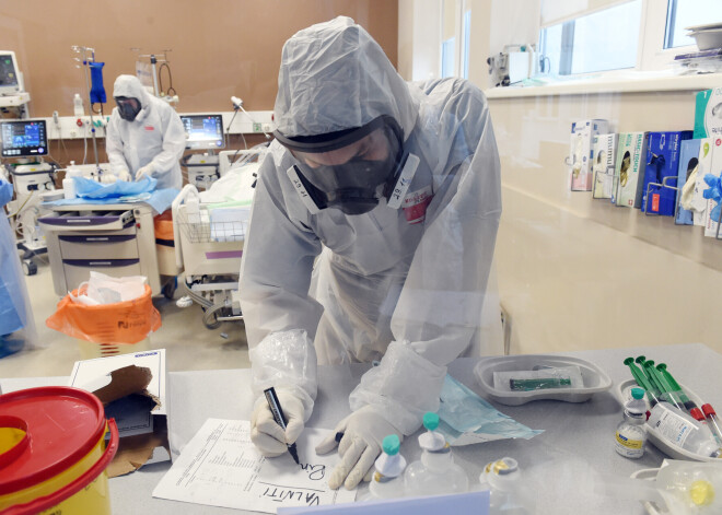 Covid-19 ir trešais biežākais nāves cēlonis Latvijā, atklāts pētījumā