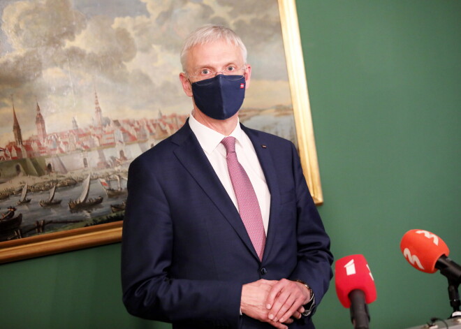 Kariņš: par citu ierobežojumu pārskatīšanu varētu diskutēt pēc trim nedēļām