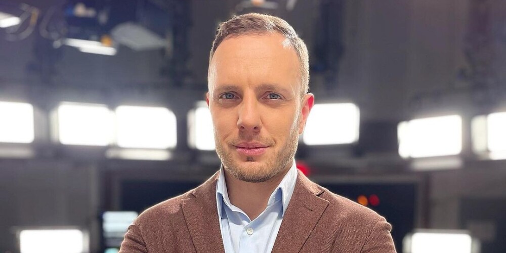 Тимур Соловьев — телеведущий, шоумен, автор и организатор корпоративов и мероприятий, модель и режиссер. Он полюбился зрителю как ведущий передач на каналах MTV и МУЗ-ТВ, а также развлекательно-информационных шоу на Первом канале. Сегодня Тимур не только сам развивает свою карьеру на телевидении, но и знакомит всех желающих с особенностями профессии в качестве спикера университета «Синергия».