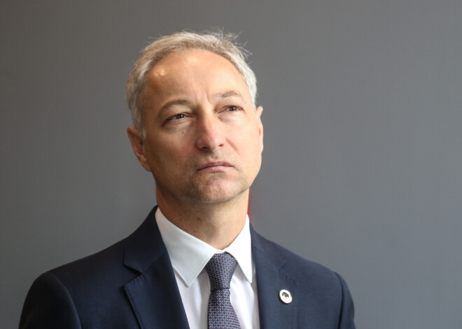 Skolotāji jāvakcinē jau pirmajā potēšanas kārtā, uzskata tieslietu ministrs