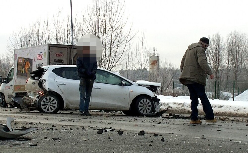 Машина упала на тарханкуте Машина упала на тарханкуте
